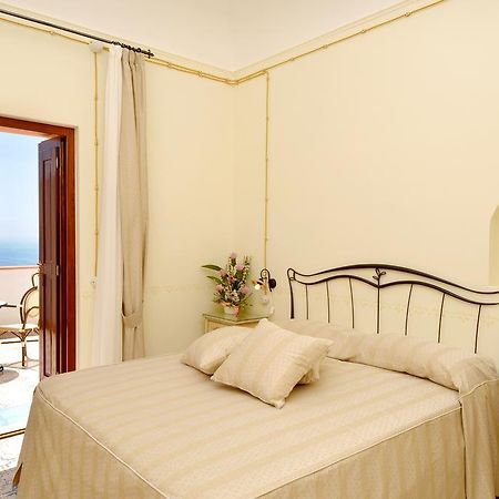 Locanda Degli Dei Praiano Exterior foto
