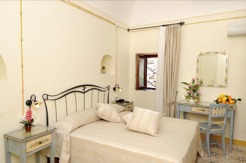 Locanda Degli Dei Praiano Exterior foto